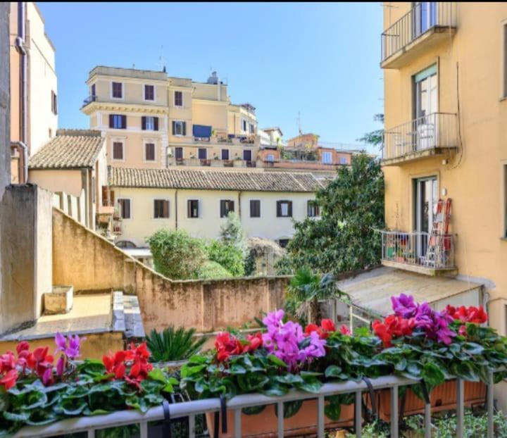 Appartamento Accogliente Esquilino-Monti Roma Exterior foto